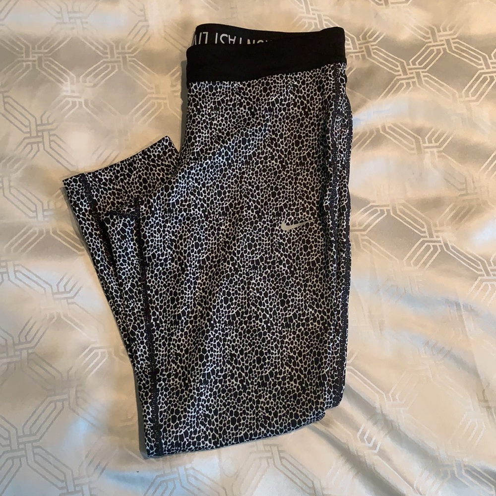 Nike leggings